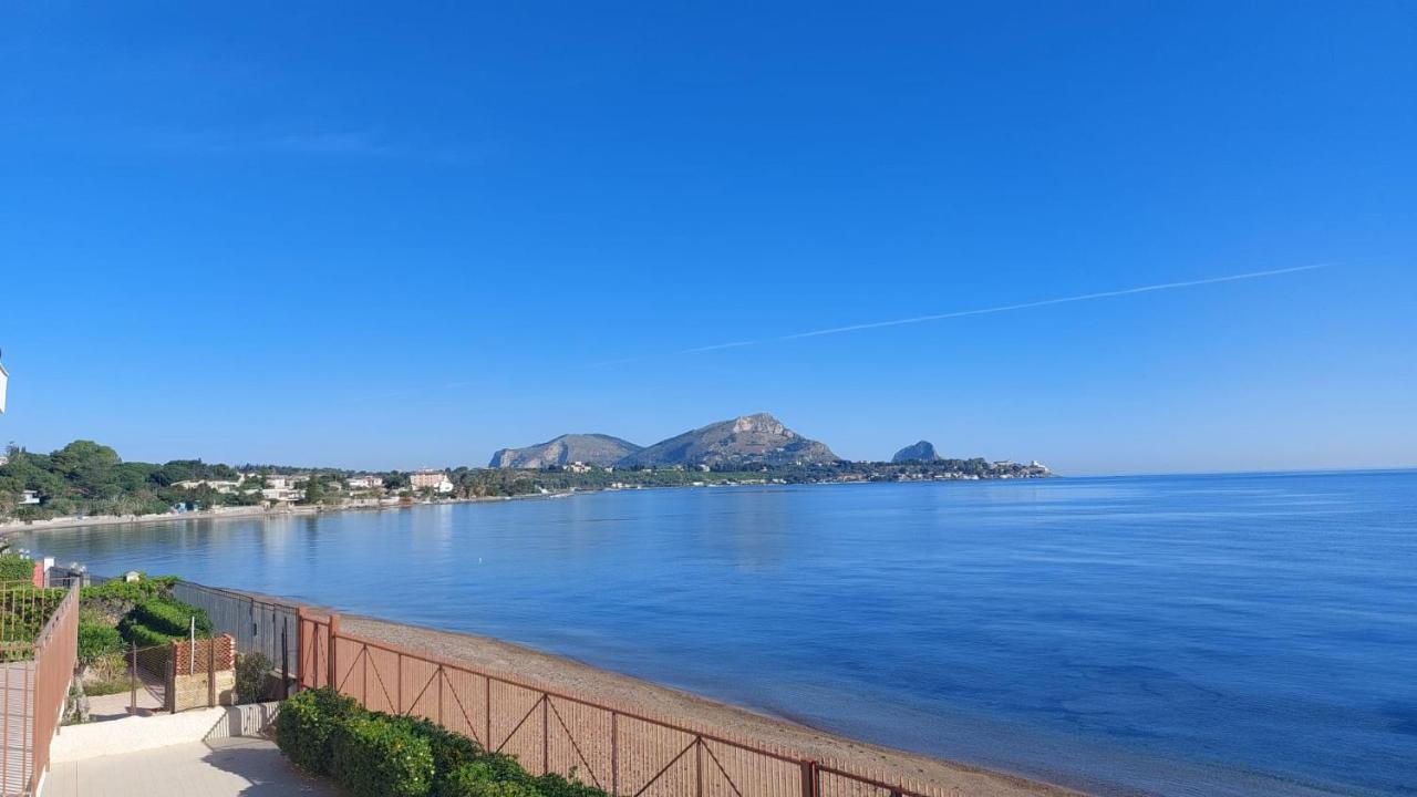 Blue Life, Sea-Luxury Rooms On The Beach Between Palermo And Cefalu' Casteldaccia Zewnętrze zdjęcie