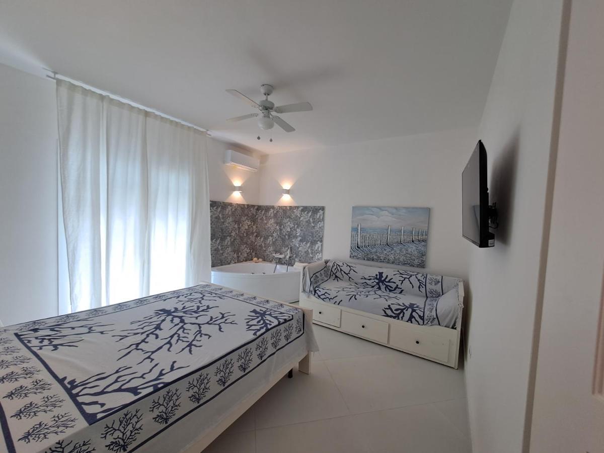 Blue Life, Sea-Luxury Rooms On The Beach Between Palermo And Cefalu' Casteldaccia Zewnętrze zdjęcie