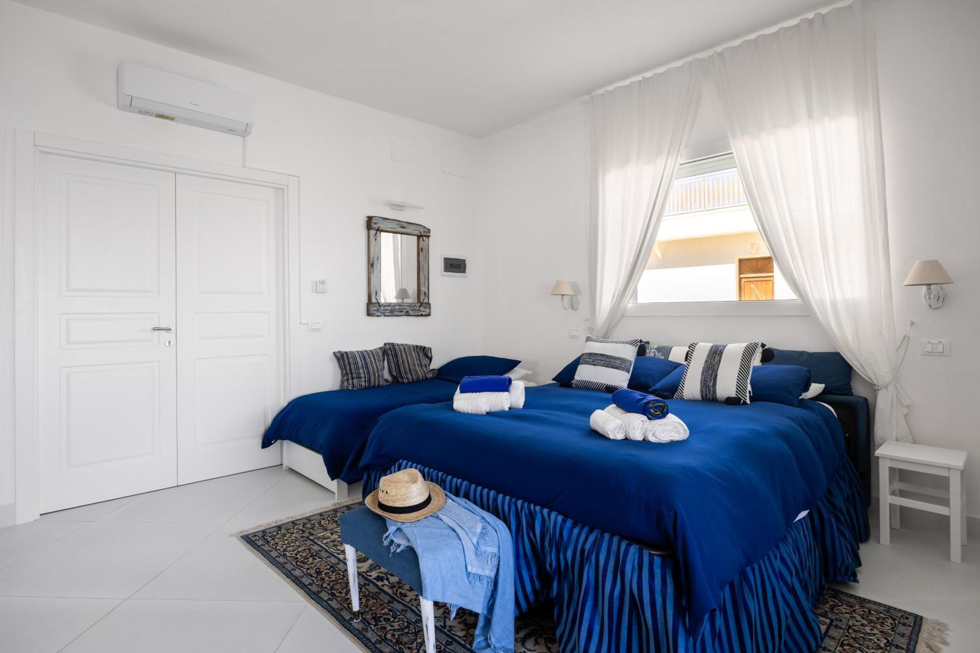 Blue Life, Sea-Luxury Rooms On The Beach Between Palermo And Cefalu' Casteldaccia Pokój zdjęcie