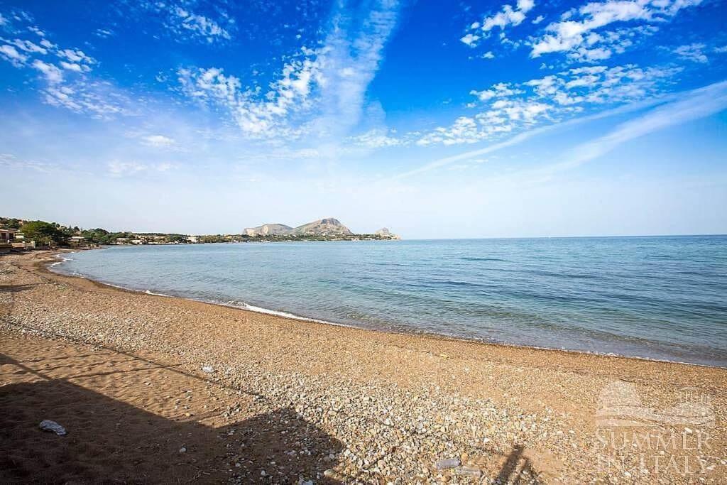 Blue Life, Sea-Luxury Rooms On The Beach Between Palermo And Cefalu' Casteldaccia Zewnętrze zdjęcie